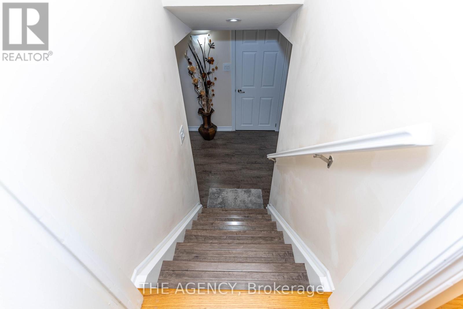 54 Thames Drive Property Photo 6
