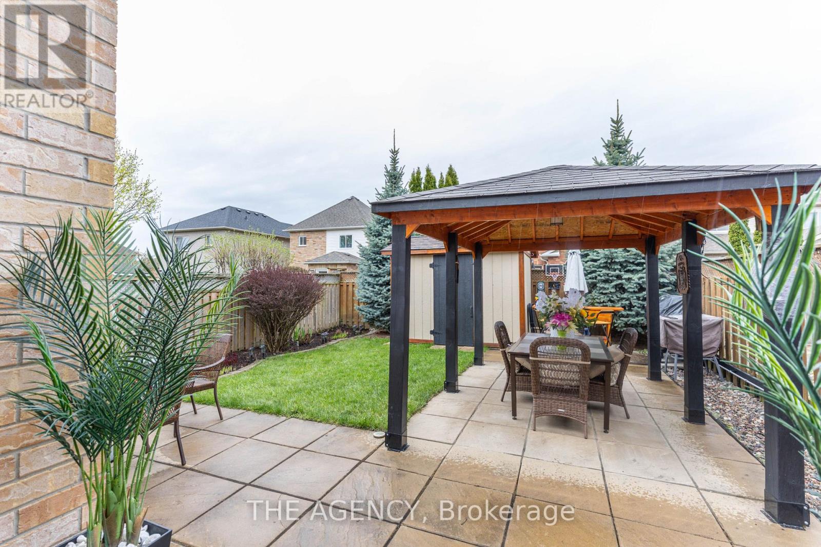 54 Thames Drive Property Photo 9