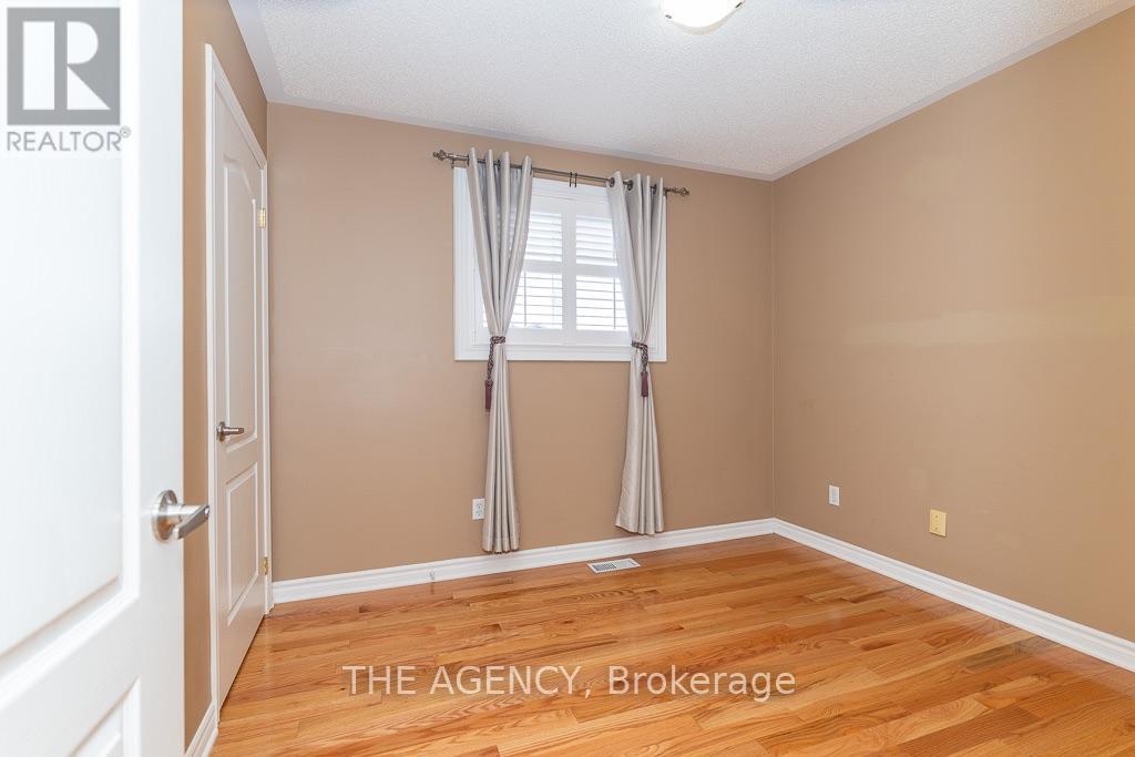 54 Thames Drive Property Photo 23
