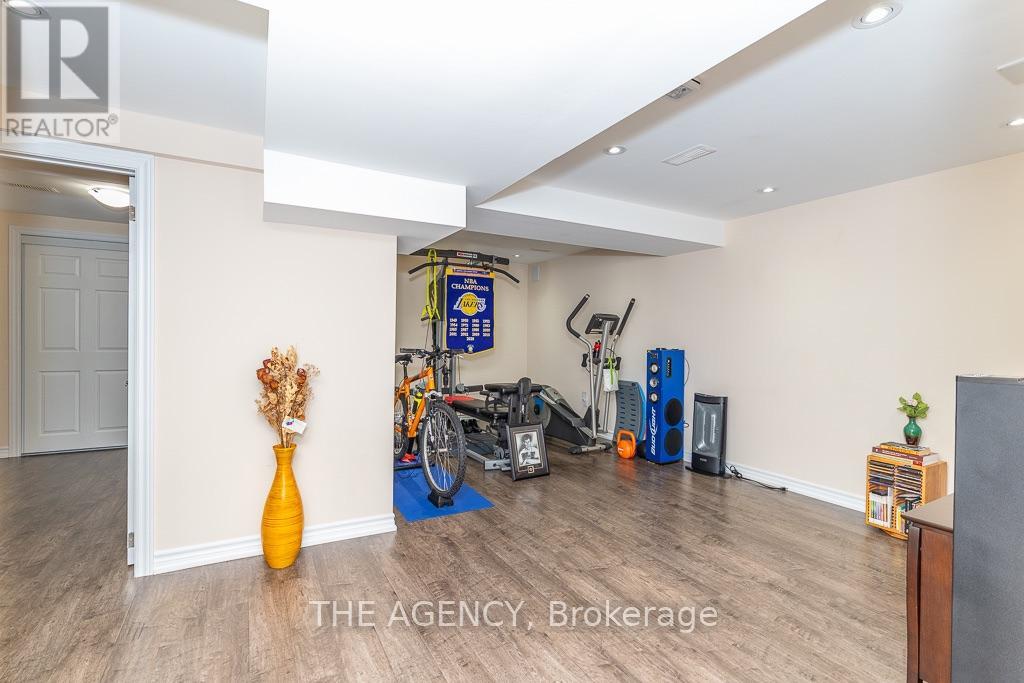 54 Thames Drive Property Photo 28
