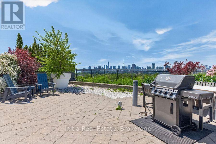 113 - 321 Carlaw Avenue Property Photo 20