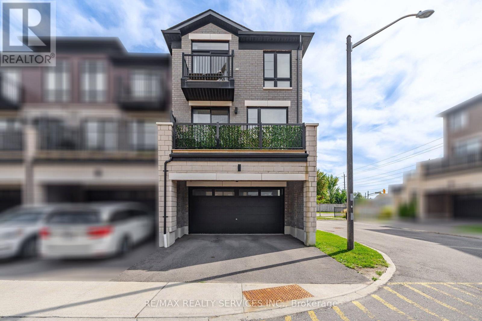 274 Carnwith Drive E Property Photo 47