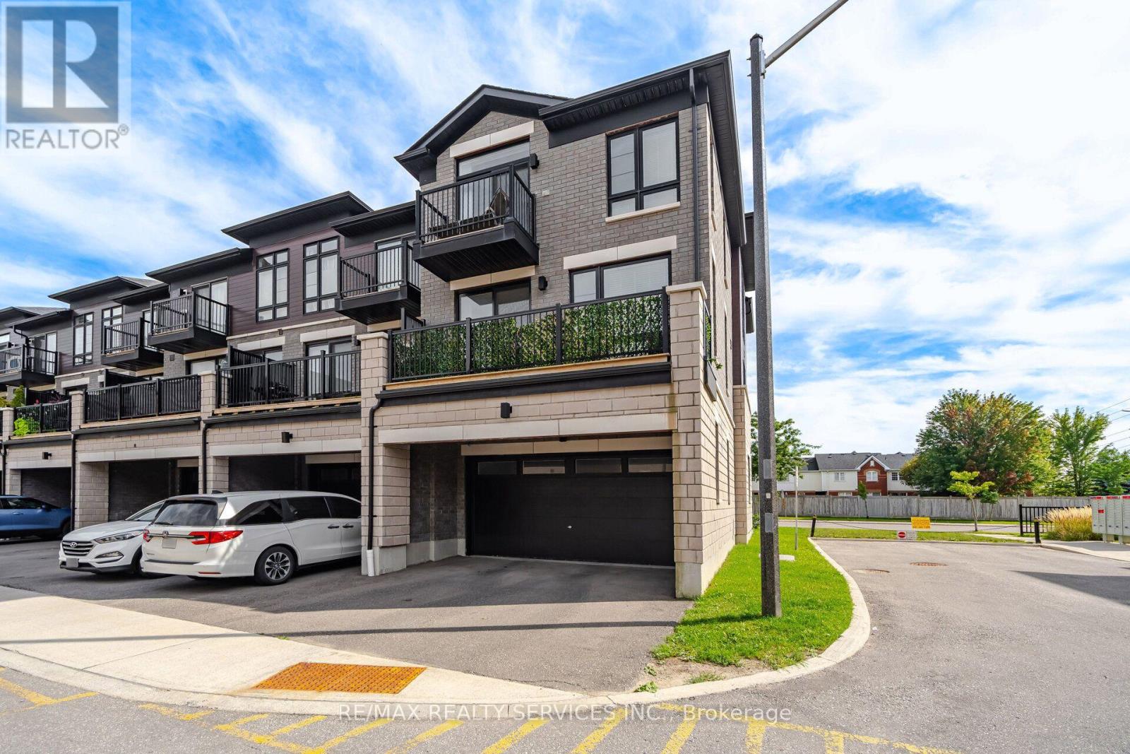 274 Carnwith Drive E Property Photo 49