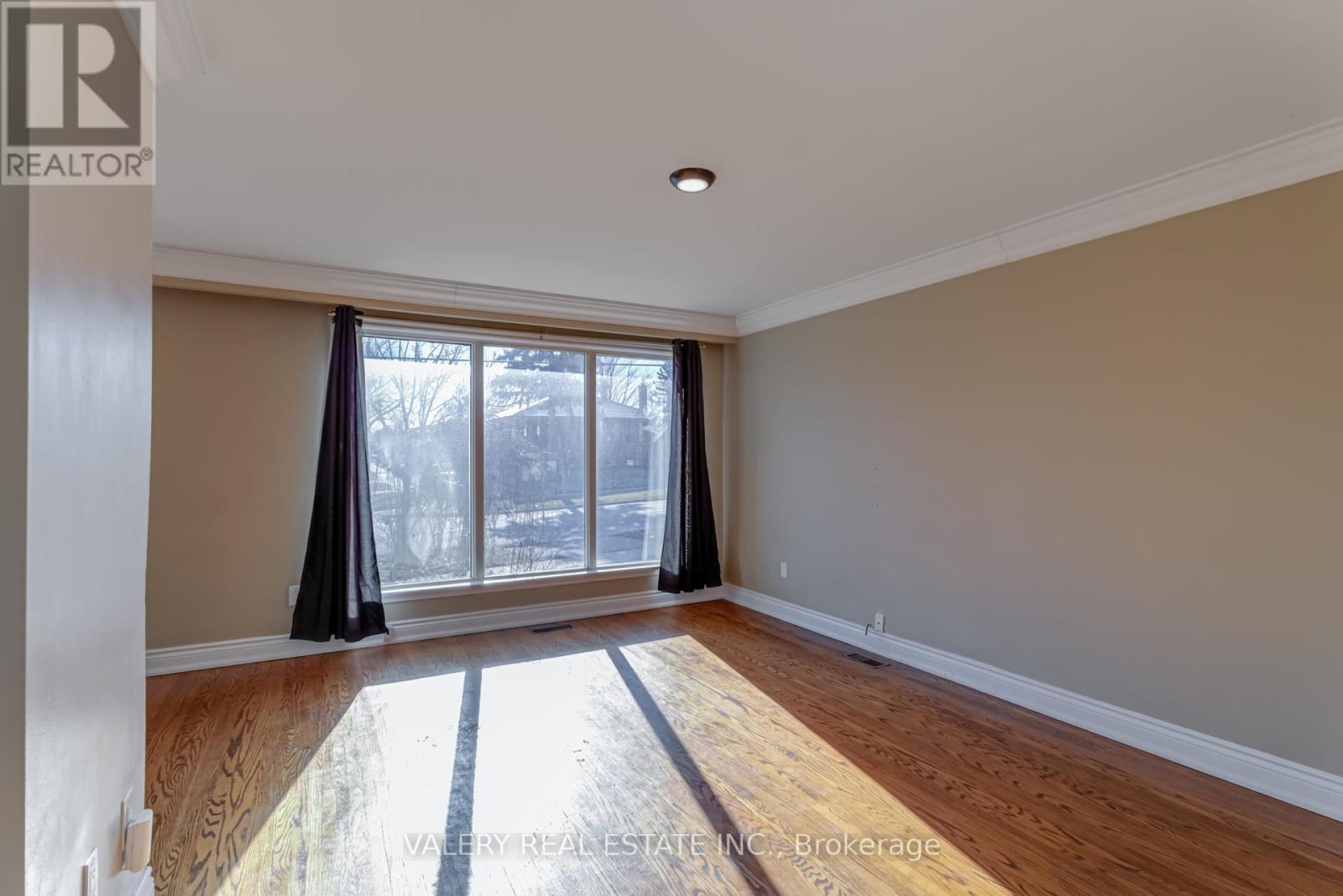 Main - 118 Dorcot Avenue Property Photo 2