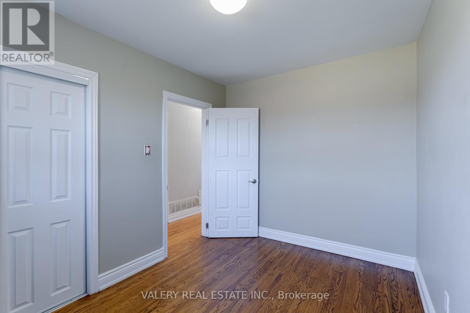 Main - 118 Dorcot Avenue Property Photo 13