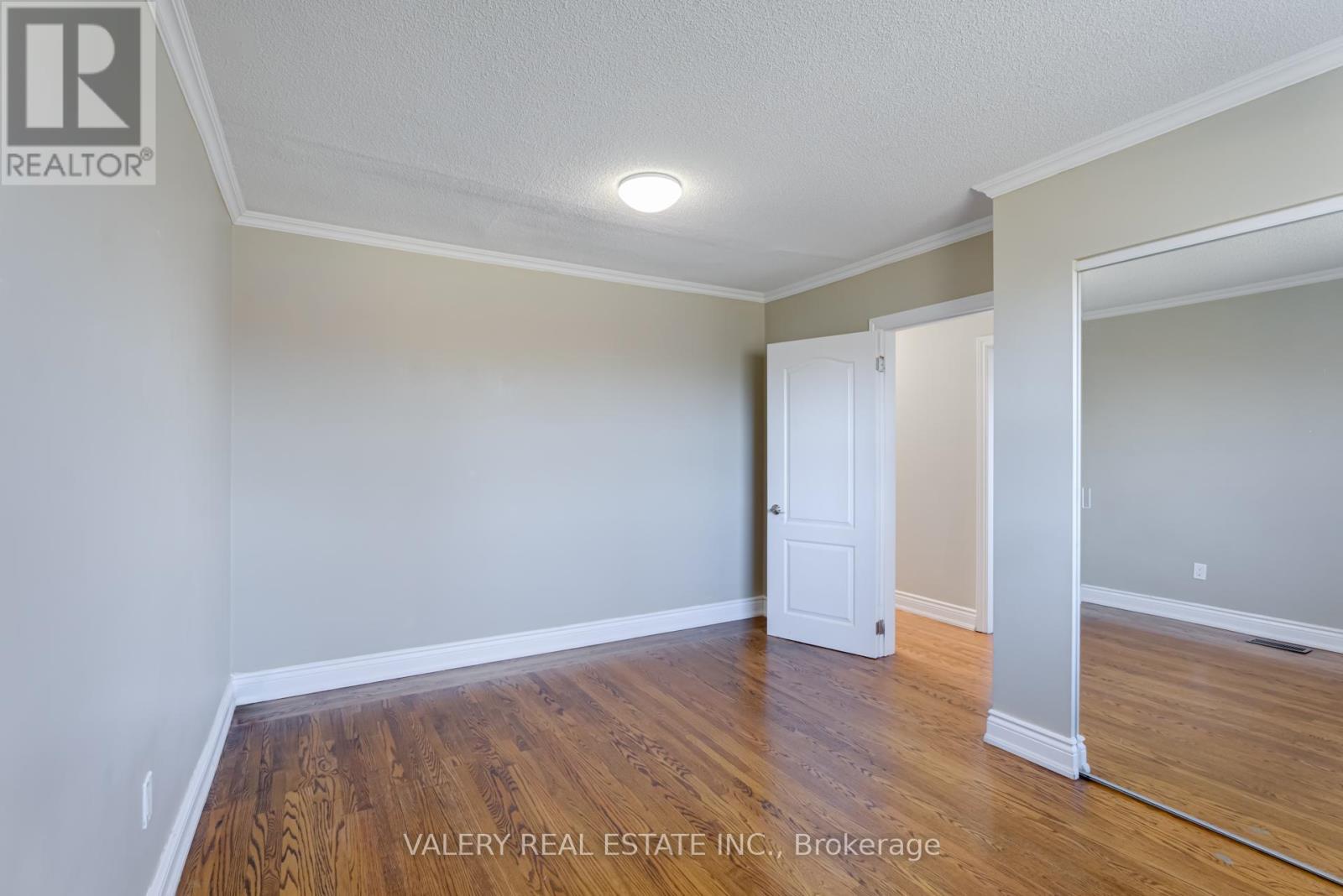 Main - 118 Dorcot Avenue Property Photo 14