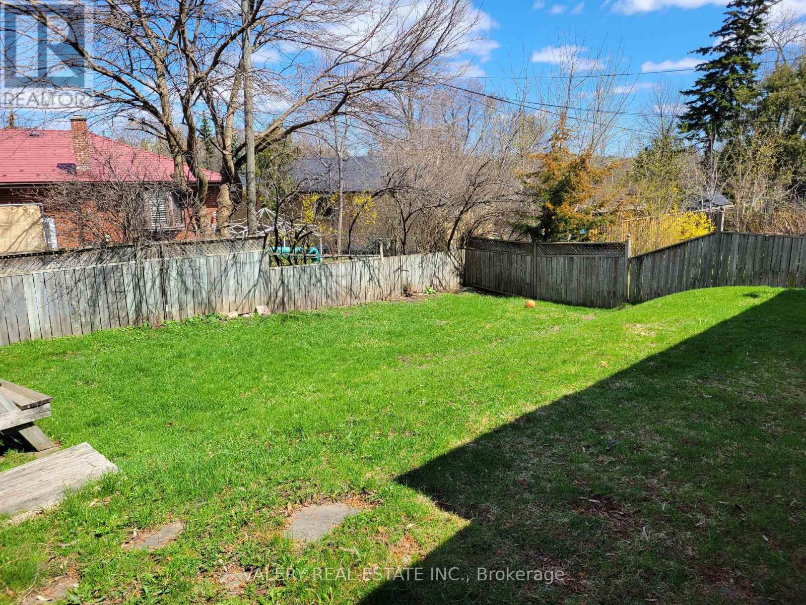 Main - 118 Dorcot Avenue Property Photo 22