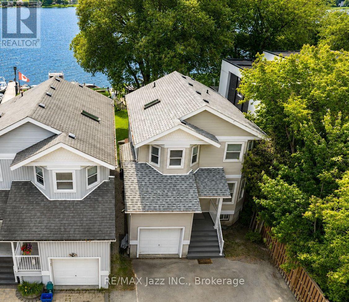 1236 Bayview Street Property Photo 1