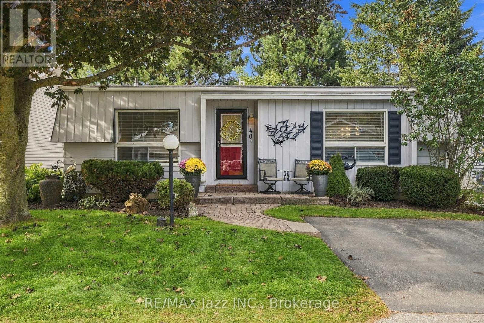 40 Wilmot Trail Property Photo 1