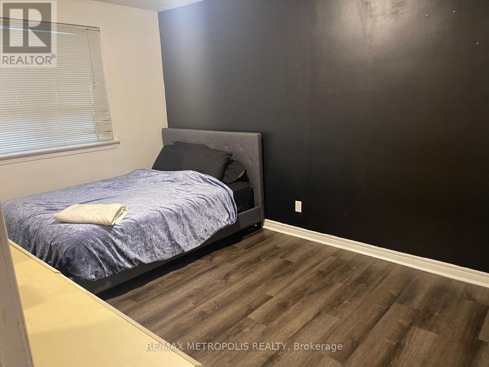 Upper - 99 Overture Road Property Photo 15