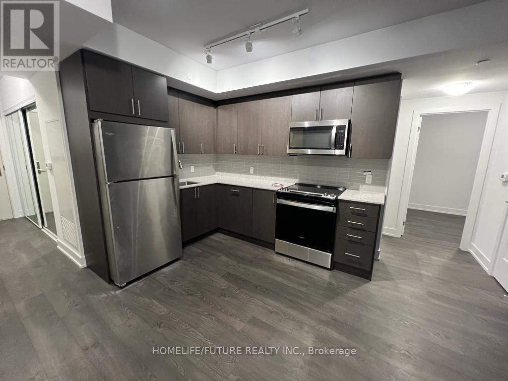 1116 - 2550 Simcoe Street N Property Photo 3