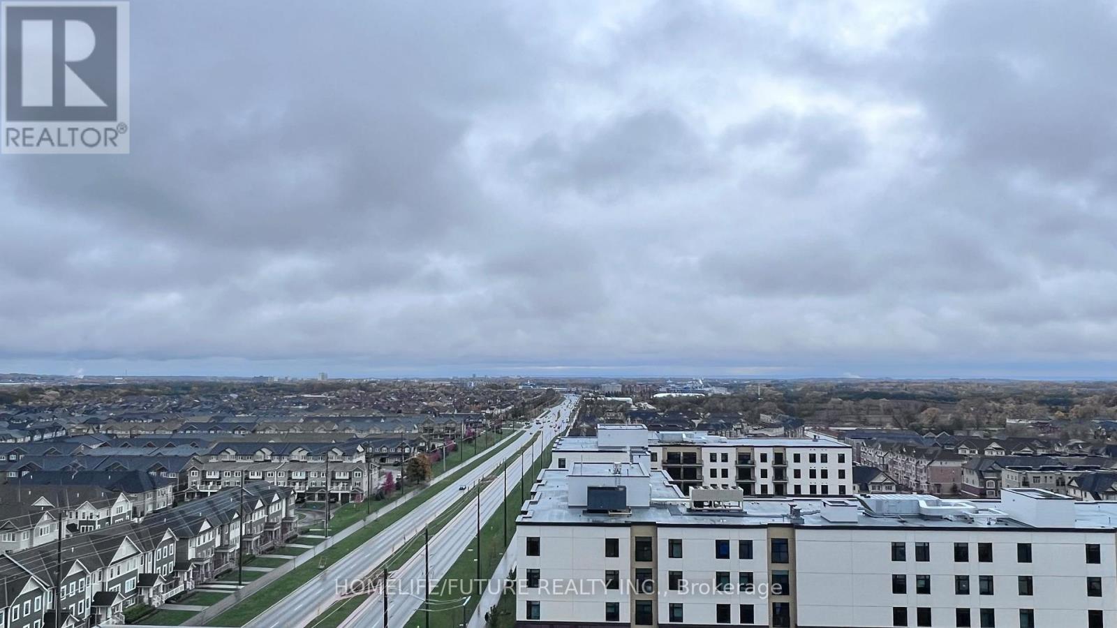 1116 - 2550 Simcoe Street N Property Photo 19