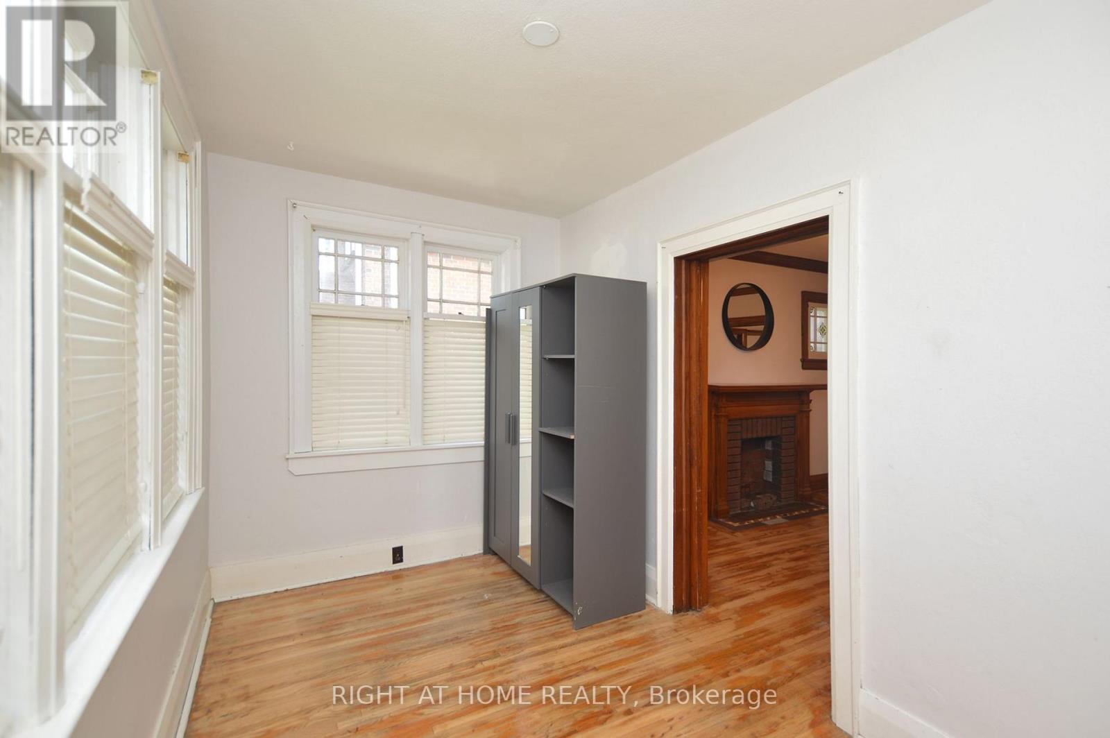 407 King Street E Property Photo 12