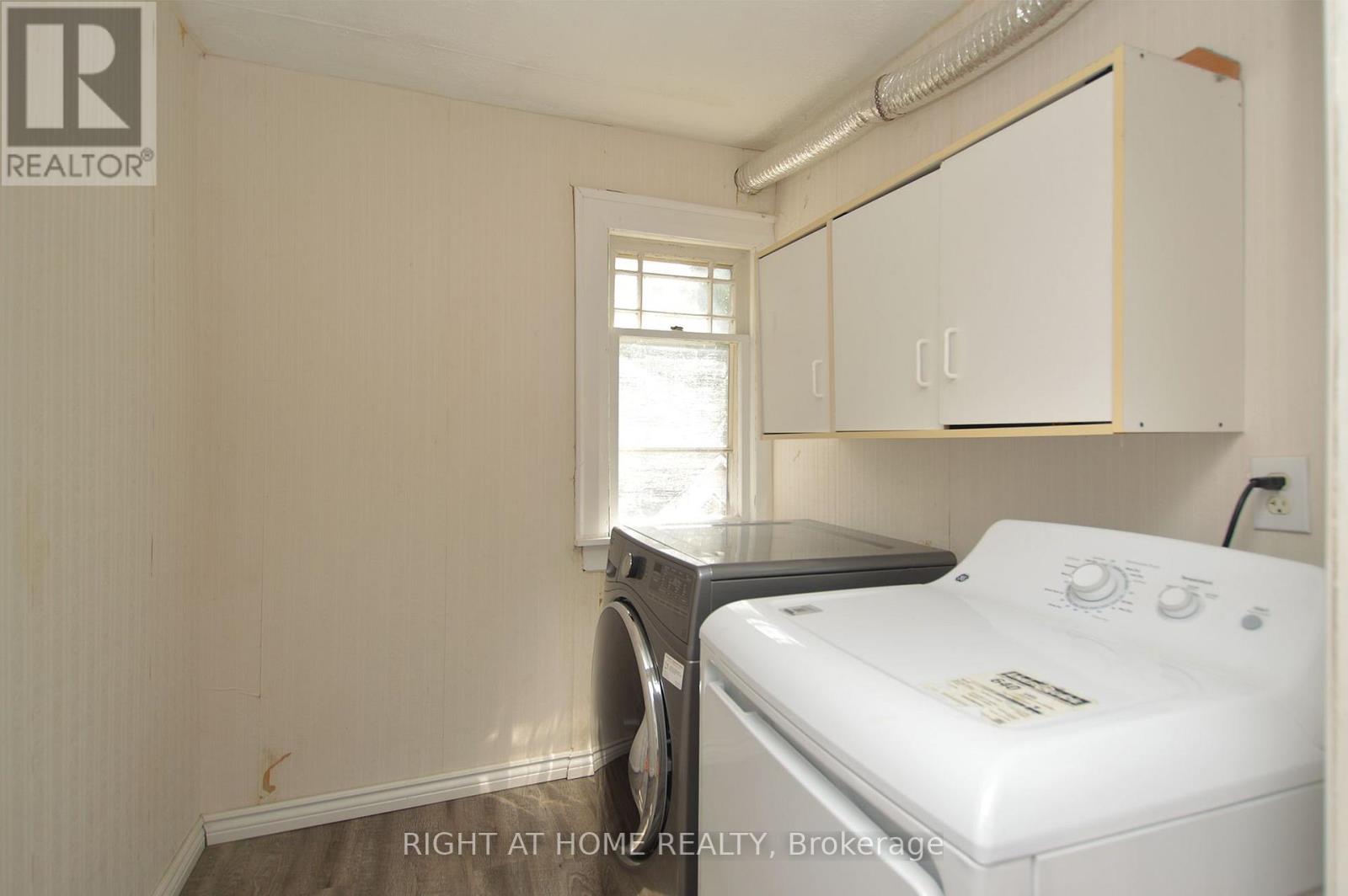 407 King Street E Property Photo 19