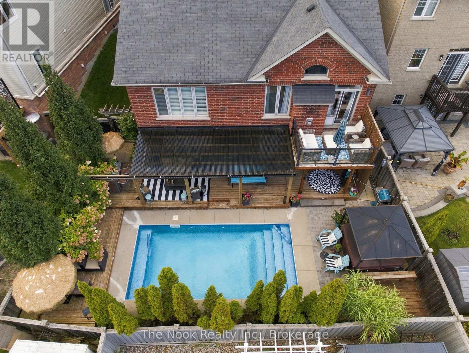 154 Ted Miller Crescent Property Photo 1
