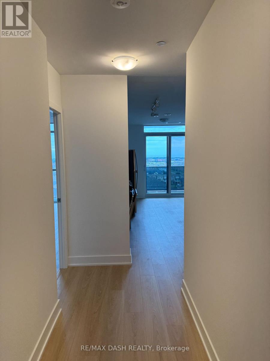 924 - 2545 Simcoe Street N Property Photo 3