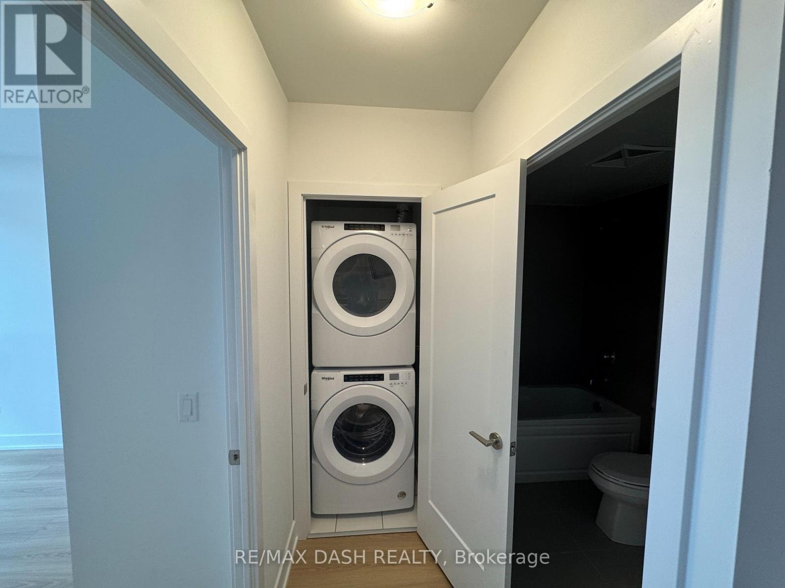 924 - 2545 Simcoe Street N Property Photo 11