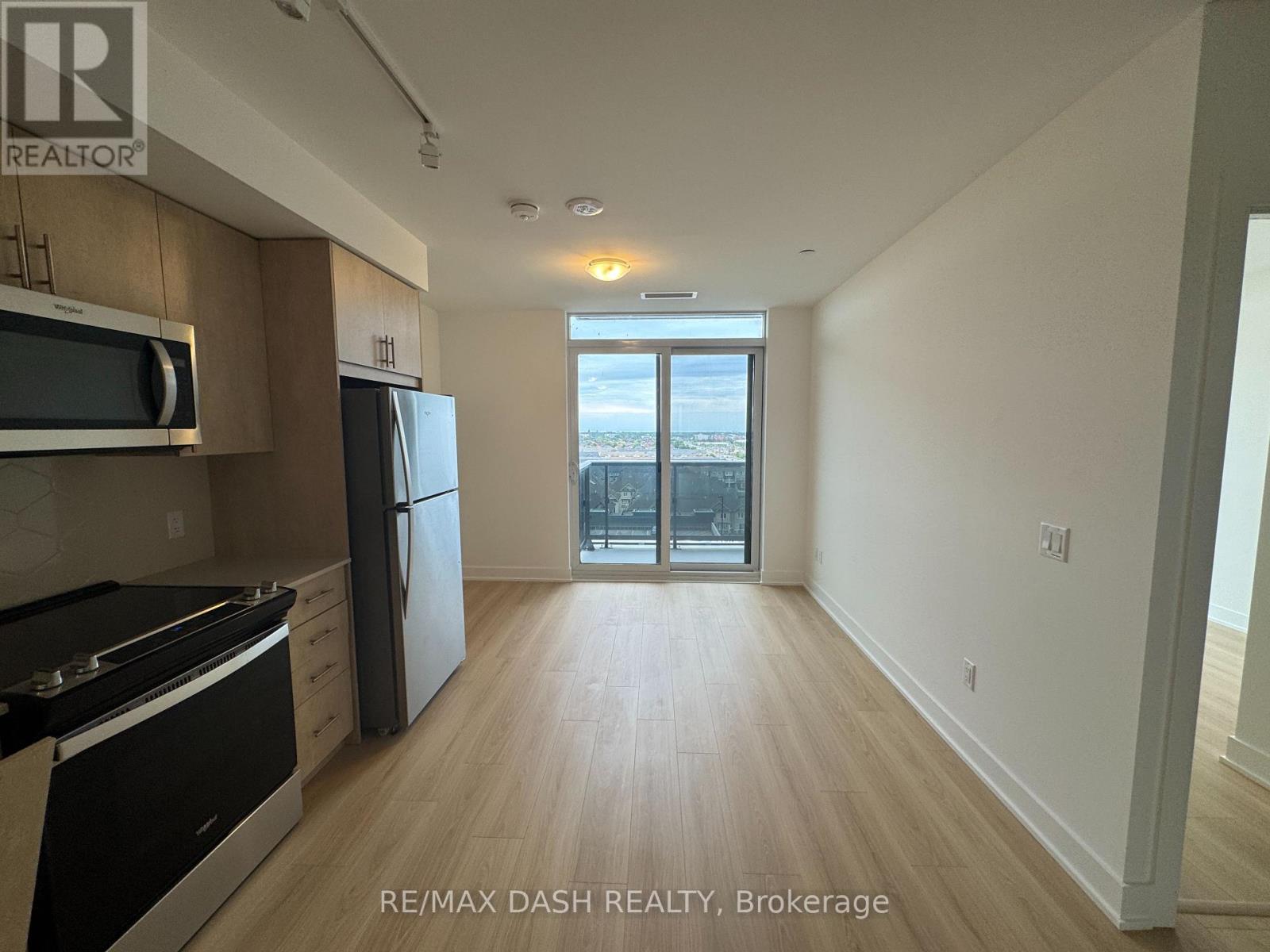 924 - 2545 Simcoe Street N Property Photo 18
