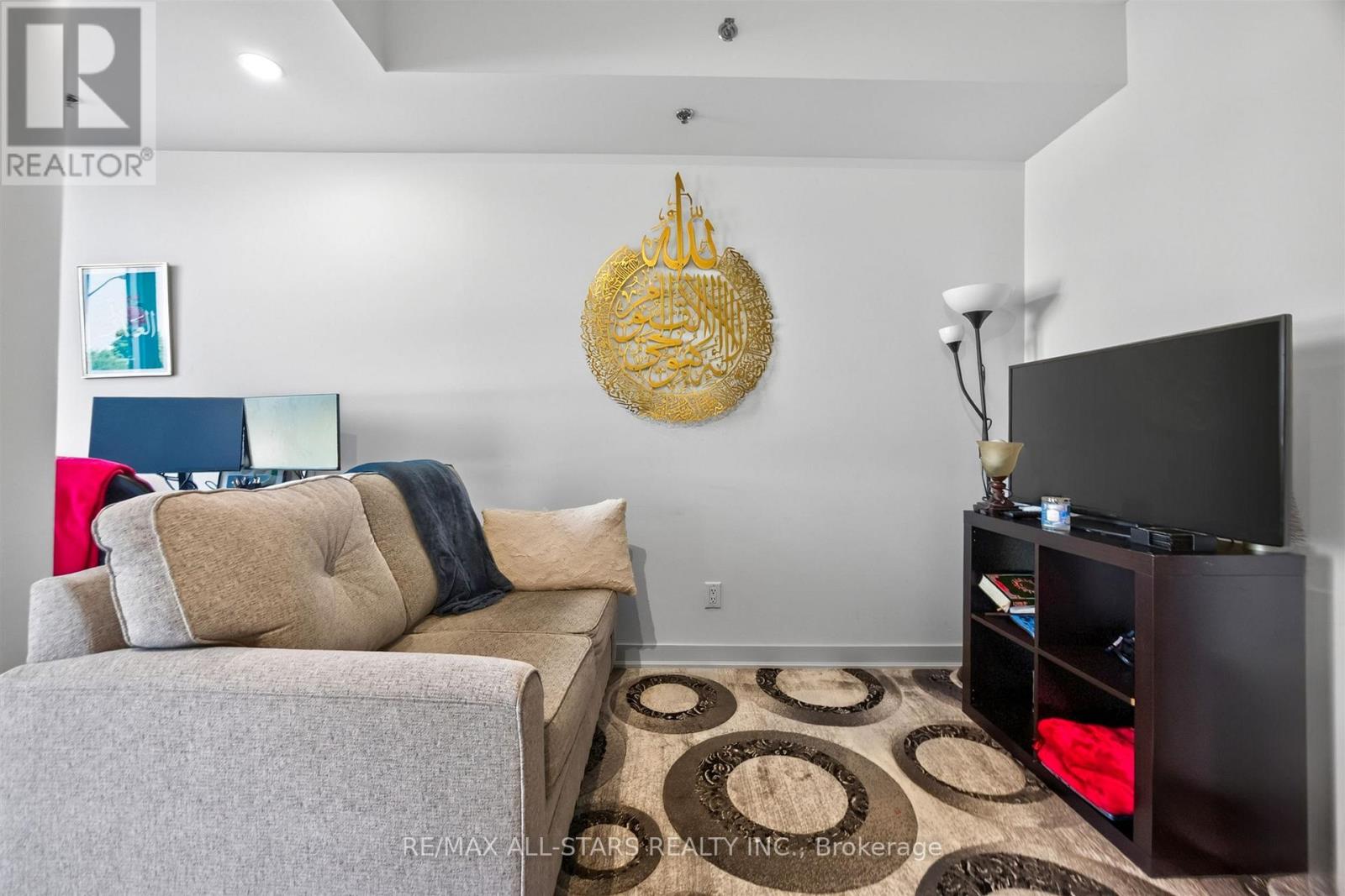 309 - 90 Glen Everest Road Property Photo 14