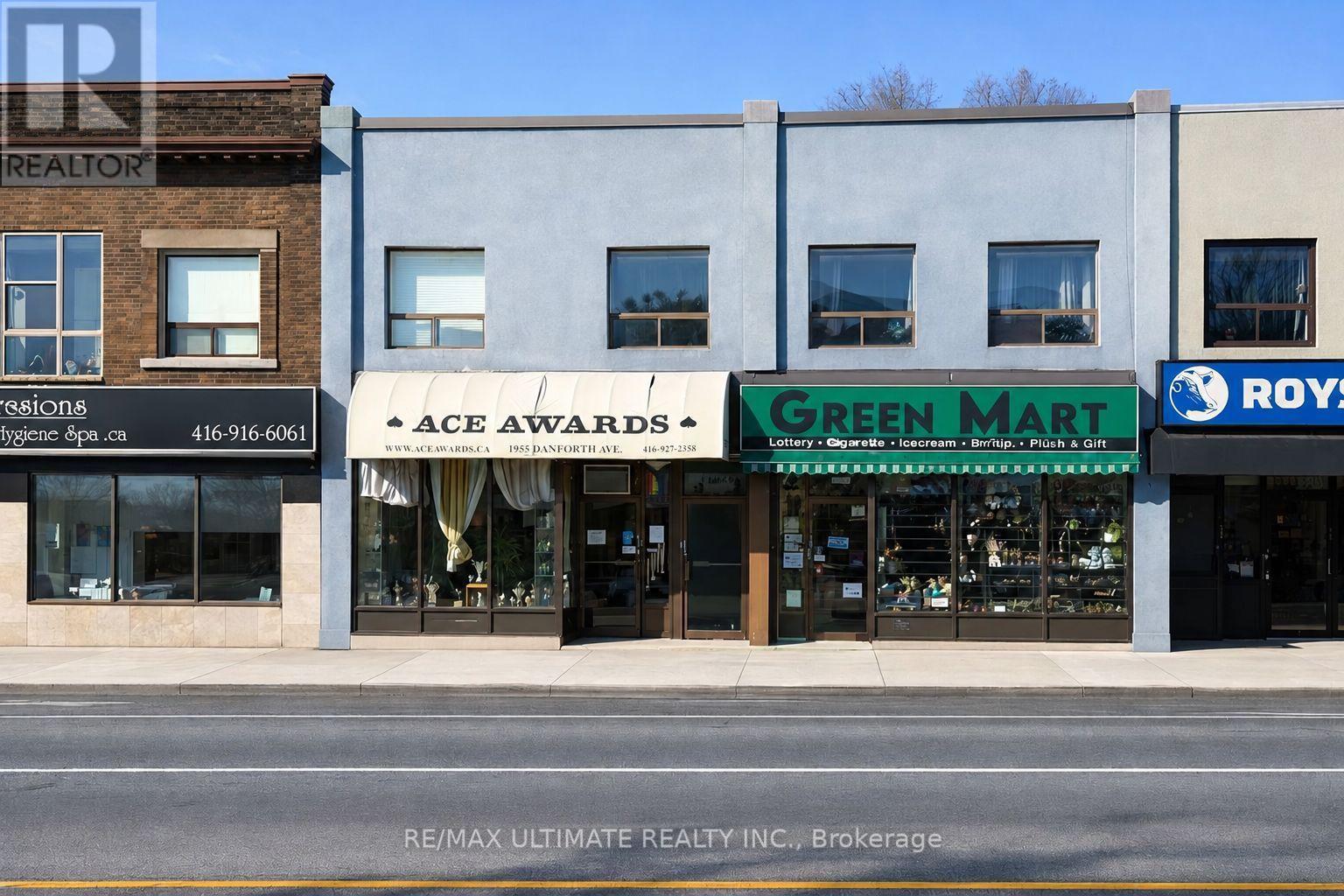 1962 Danforth Avenue Property Photo 4