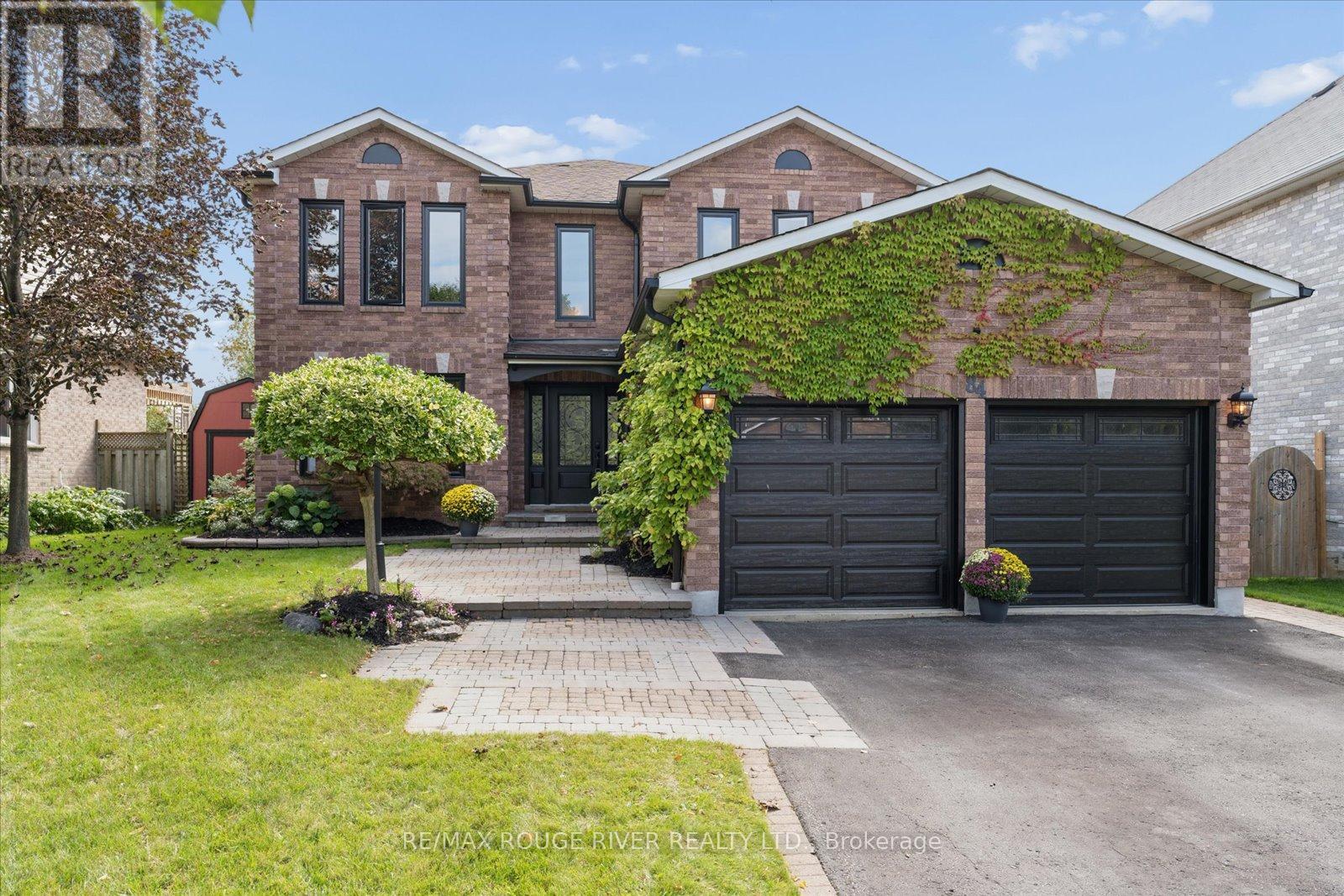 84 Bedell Crescent Property Photo 1