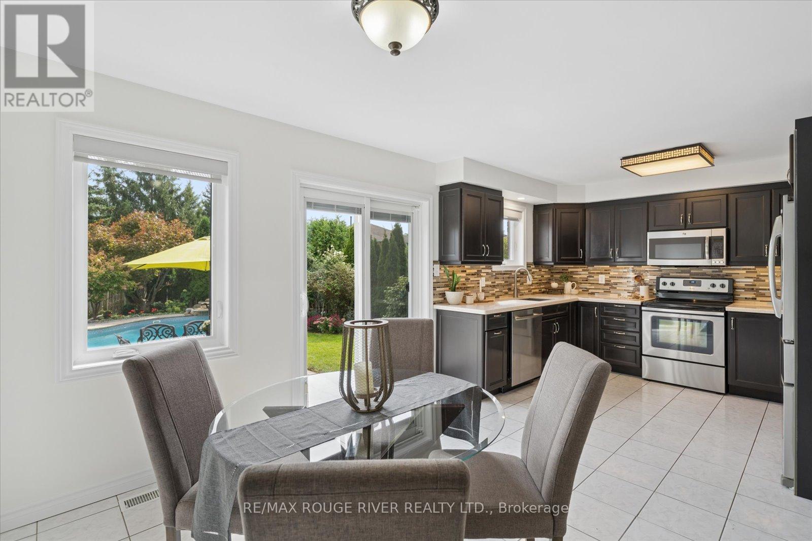 84 Bedell Crescent Property Photo 6
