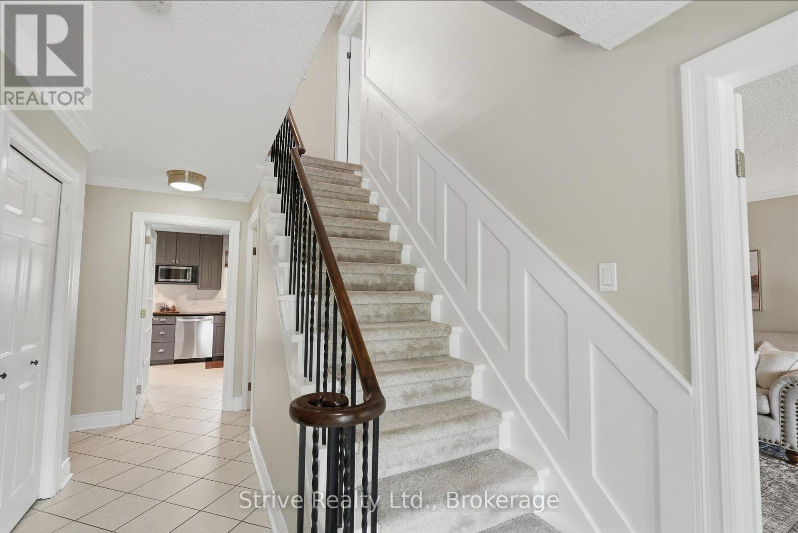 73 Rhonda Boulevard Property Photo 27