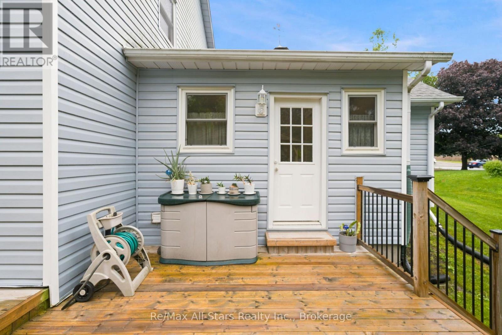 263 Union Avenue Property Photo 34