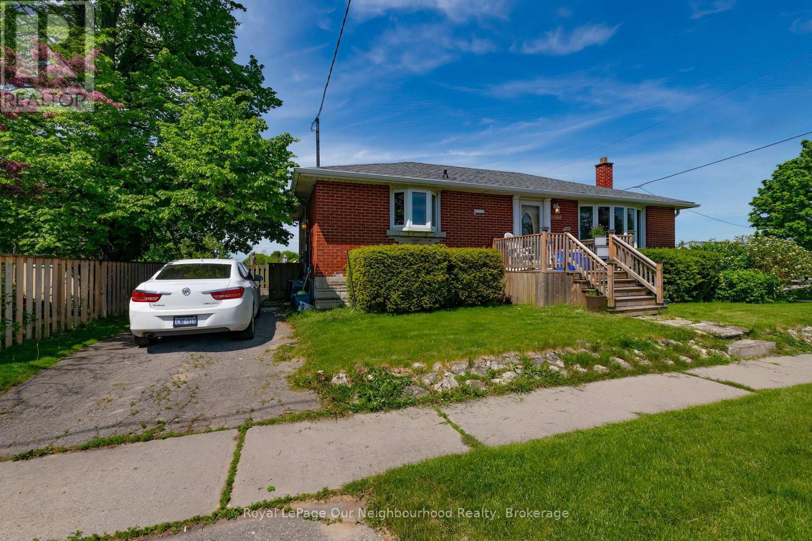 1500 Lakeside Street Property Photo 2