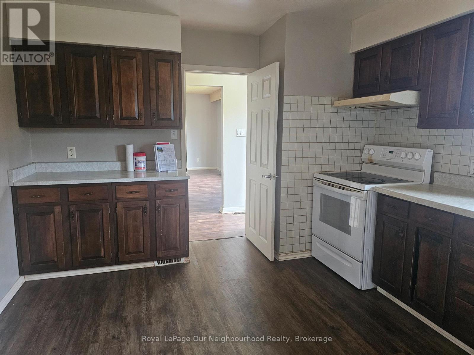 1500 Lakeside Street Property Photo 5