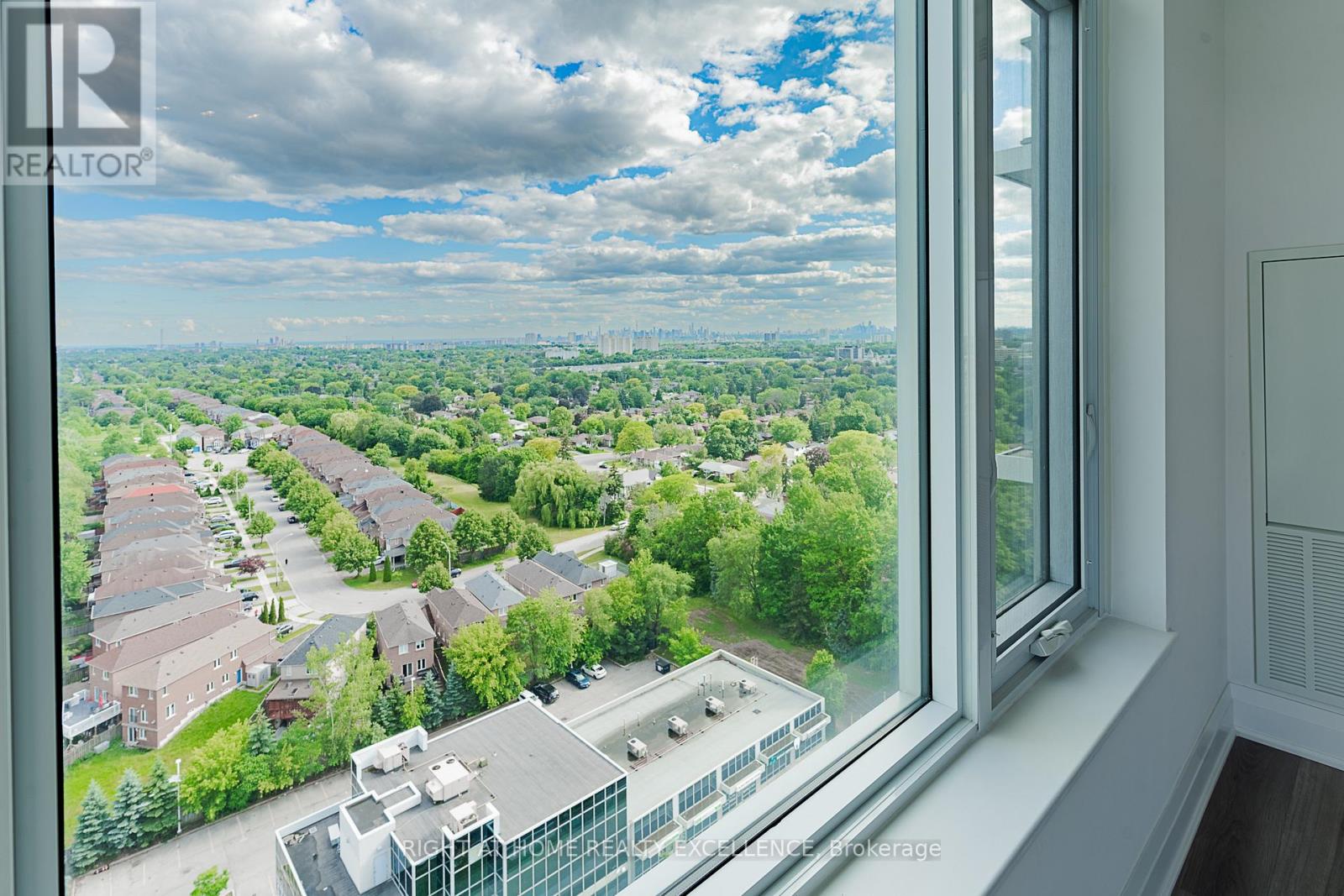 1707 - 3220 Sheppard Avenue Property Photo 13