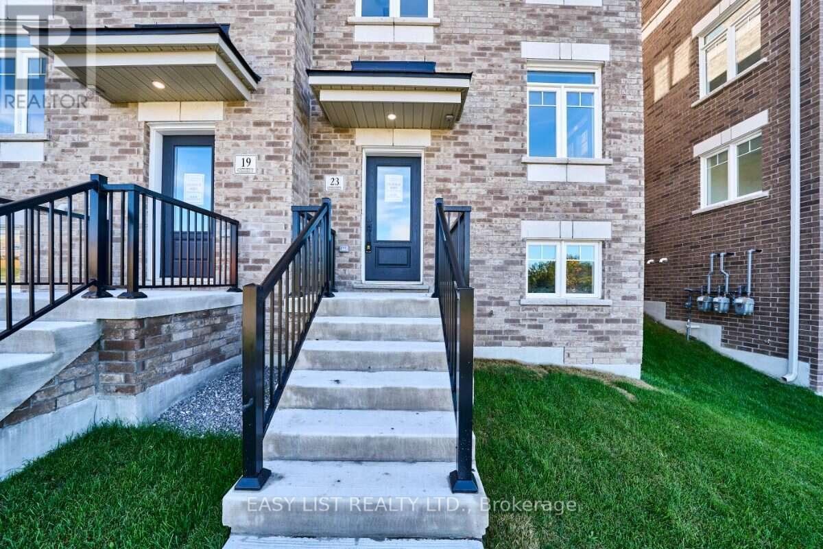 23 Addyman Crescent Property Photo 4