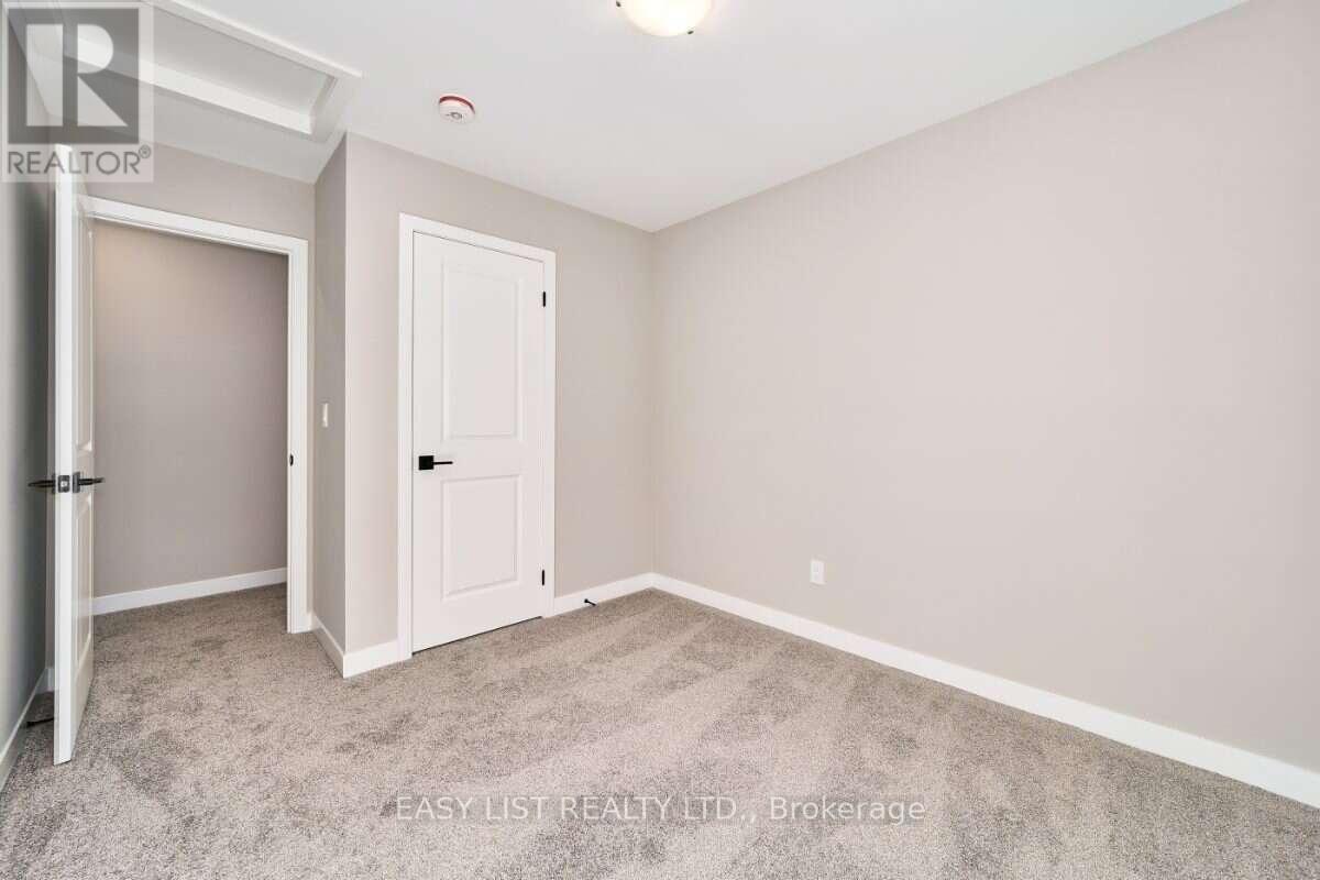23 Addyman Crescent Property Photo 40
