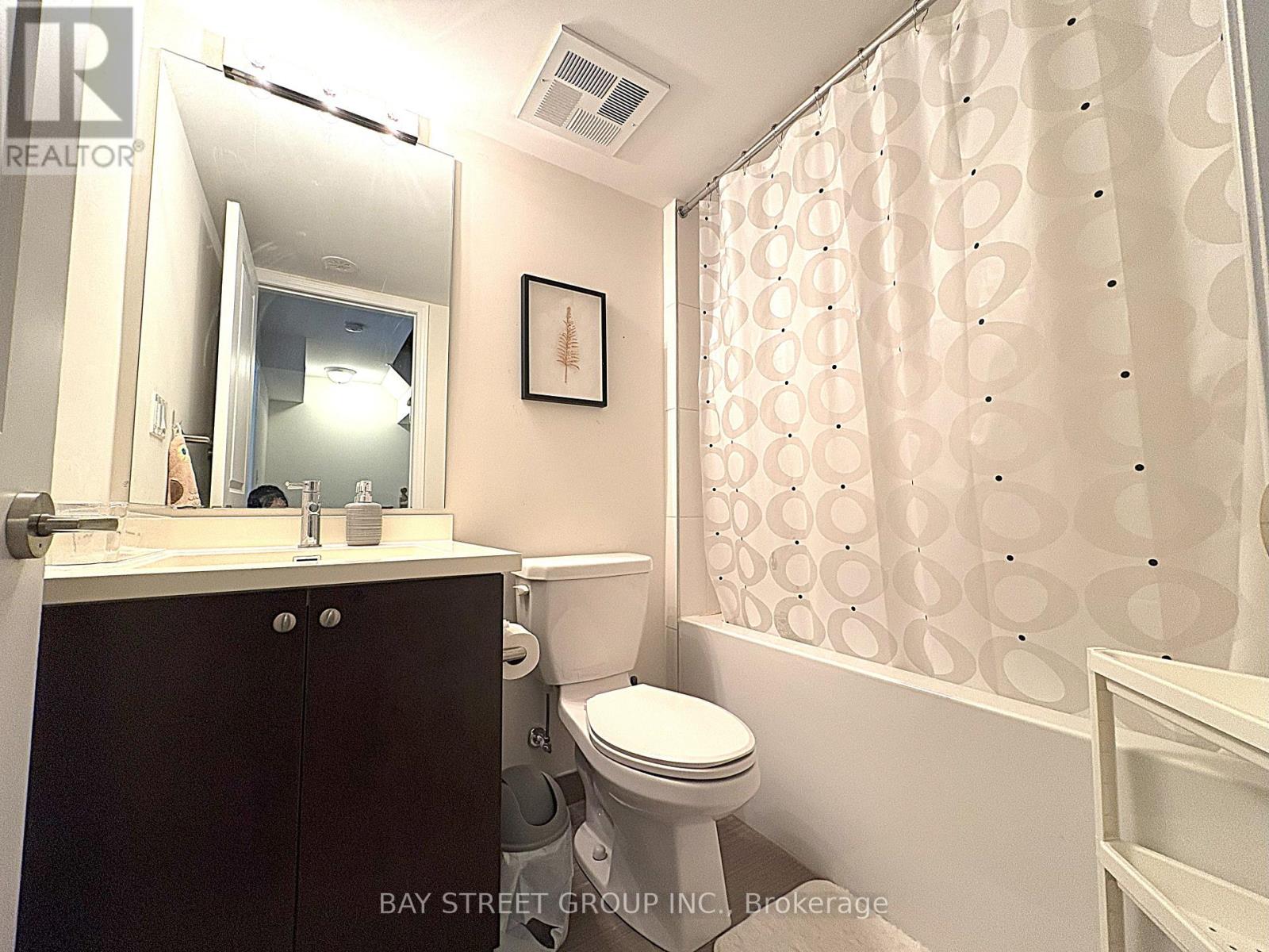 306 - 80 Orchid Place Drive Property Photo 13