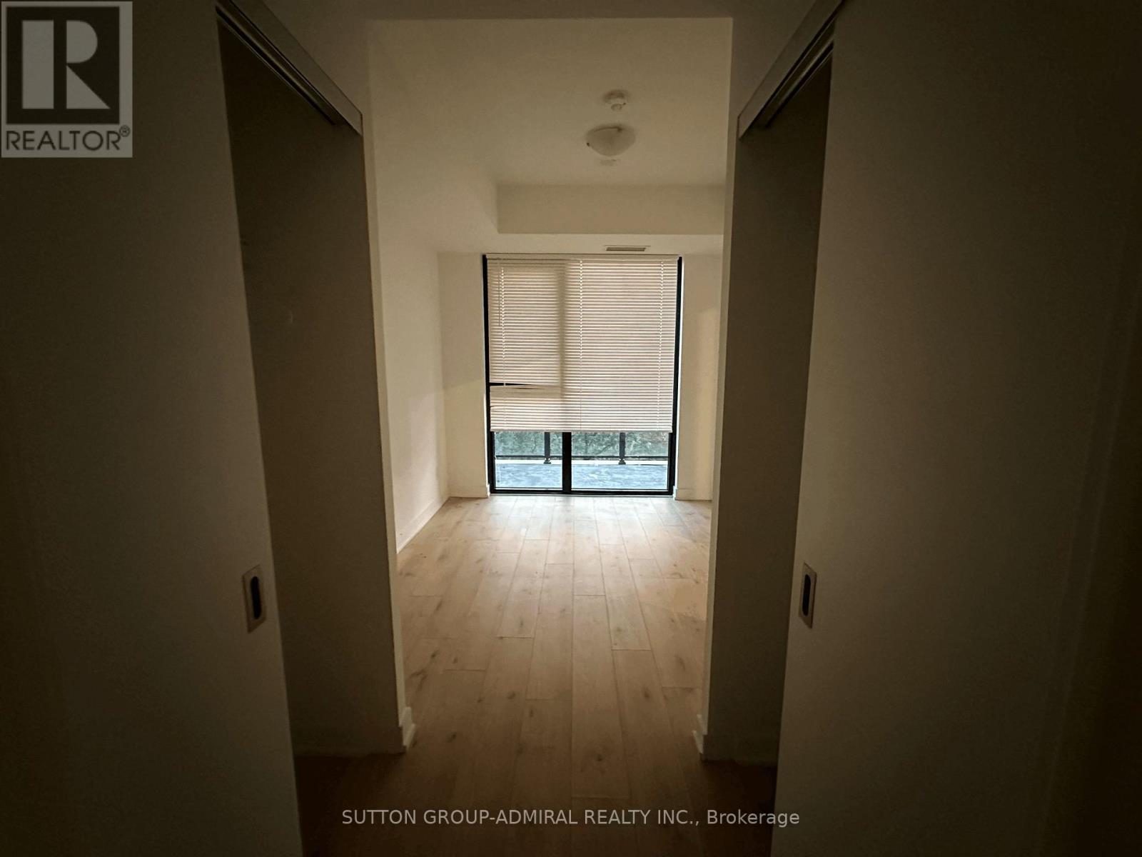 724 - 2799 Kingston Road Property Photo 7