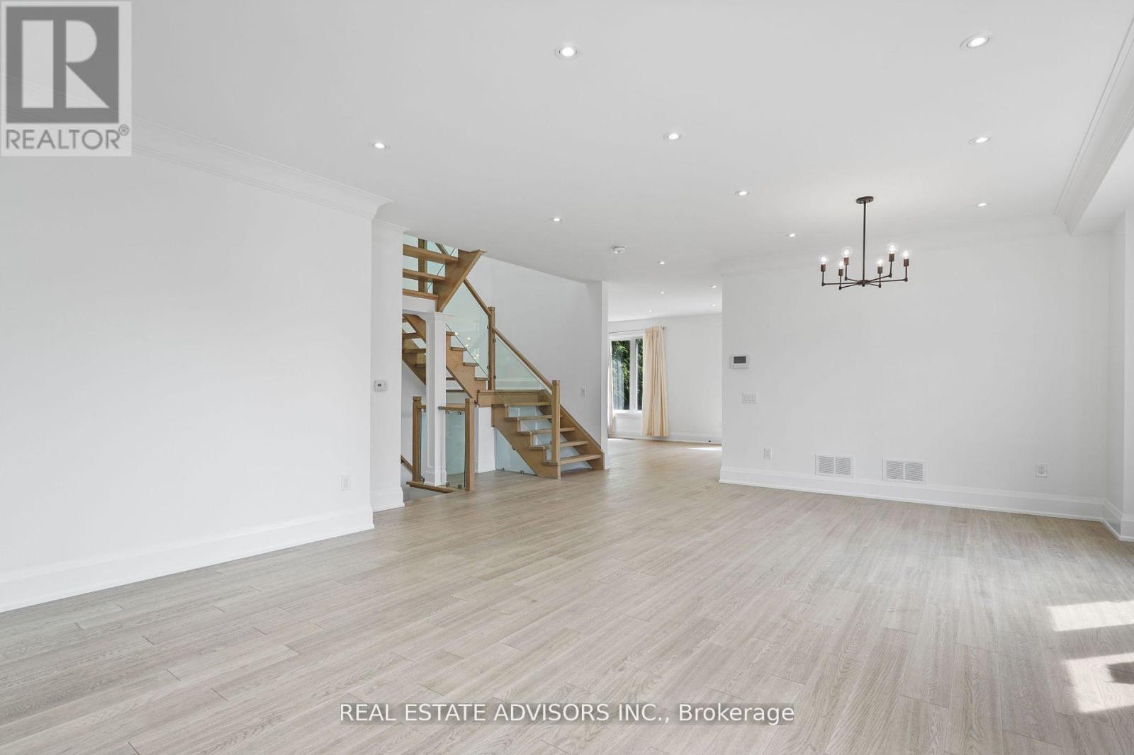 69 Fenwood Heights Property Photo 7