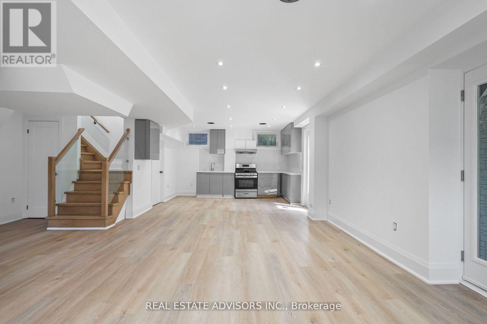 69 Fenwood Heights Property Photo 35