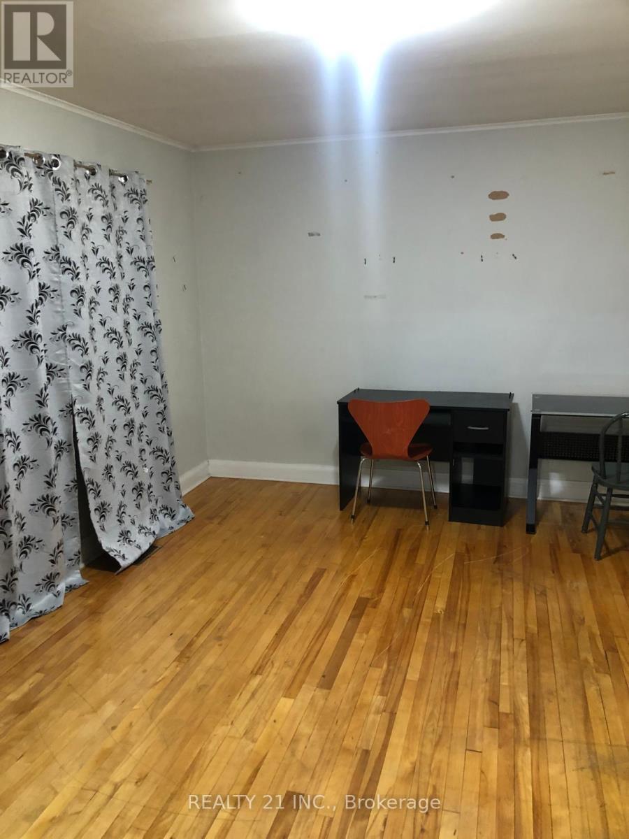 16 Horfield Avenue Property Photo 3
