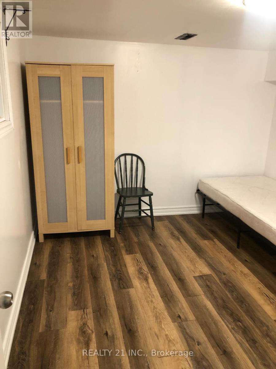 16 Horfield Avenue Property Photo 10