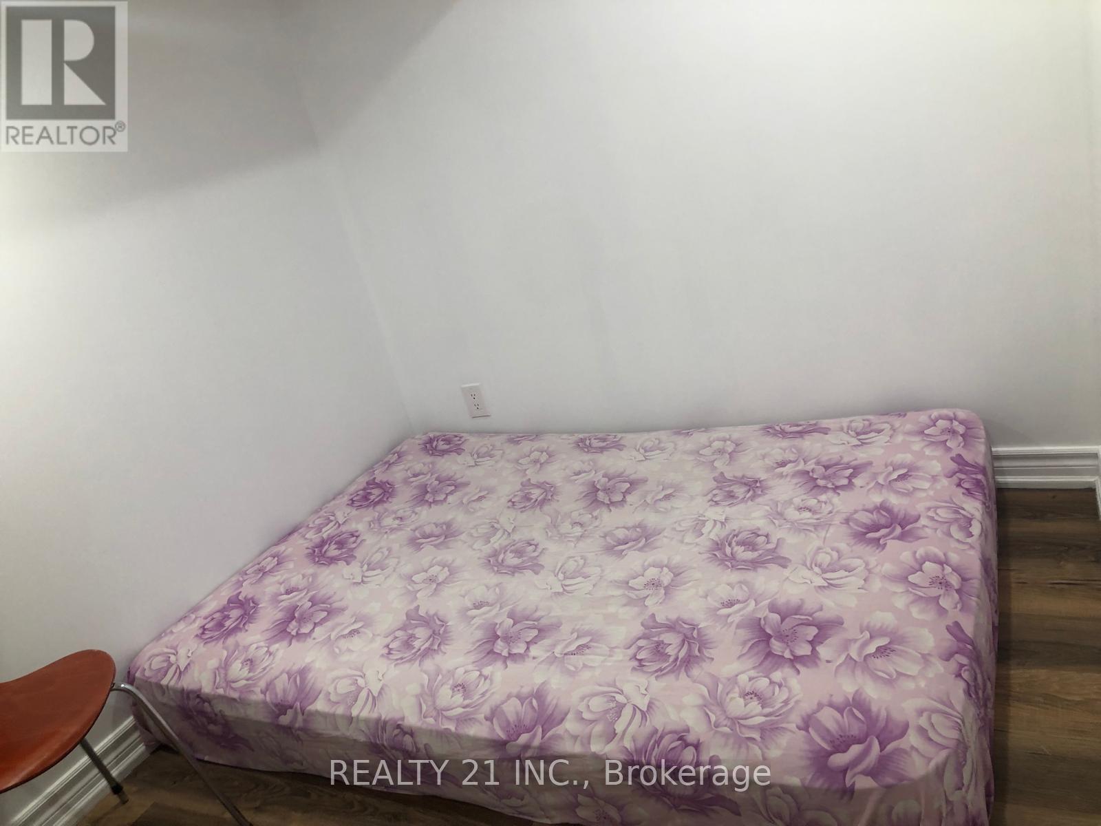 16 Horfield Avenue Property Photo 17