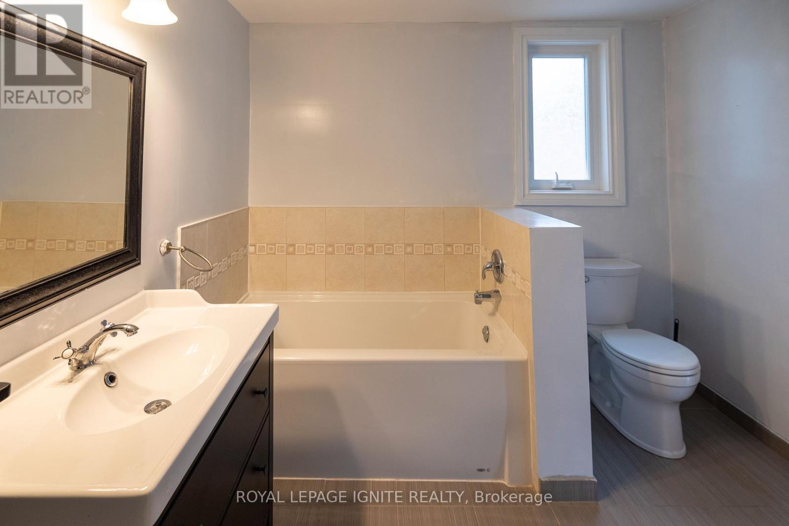 271 Conlins Road Property Photo 6