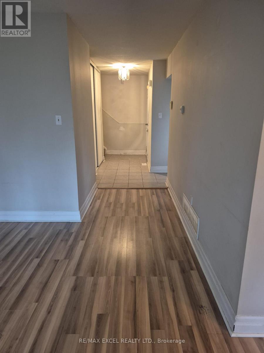 111 Bradstone Square Property Photo 17