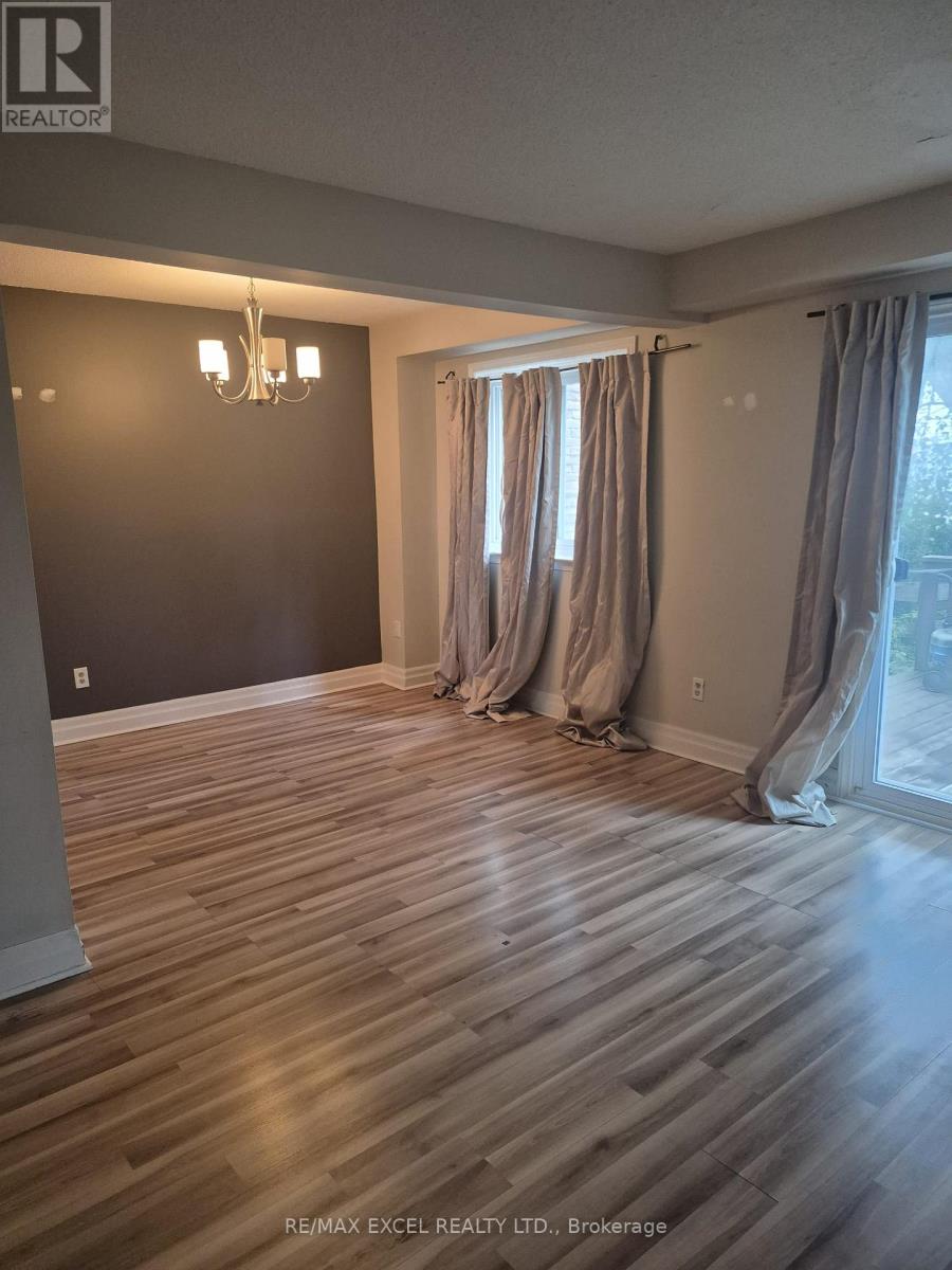 111 Bradstone Square Property Photo 24