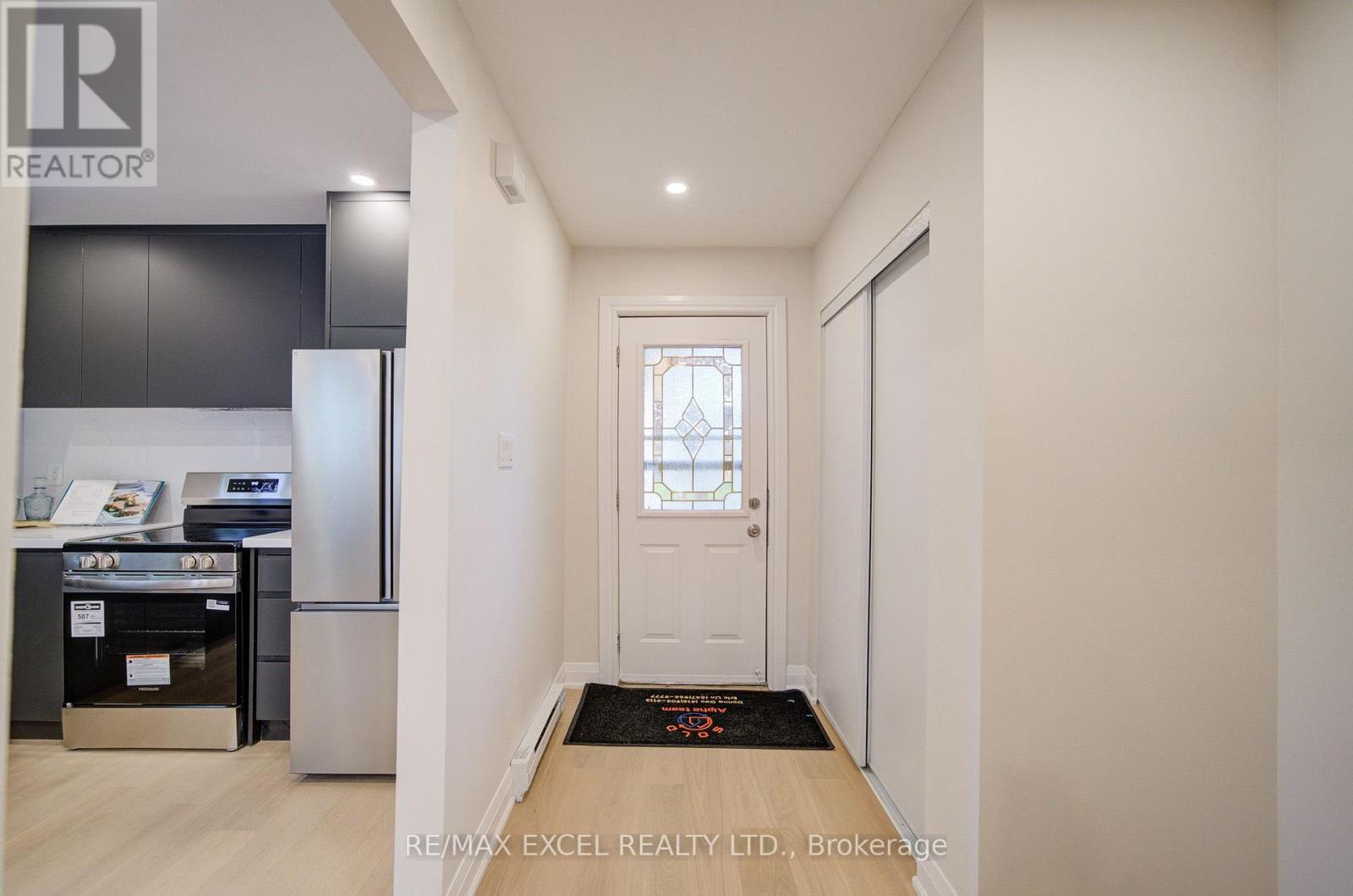 1171 Attersley Drive Property Photo 4