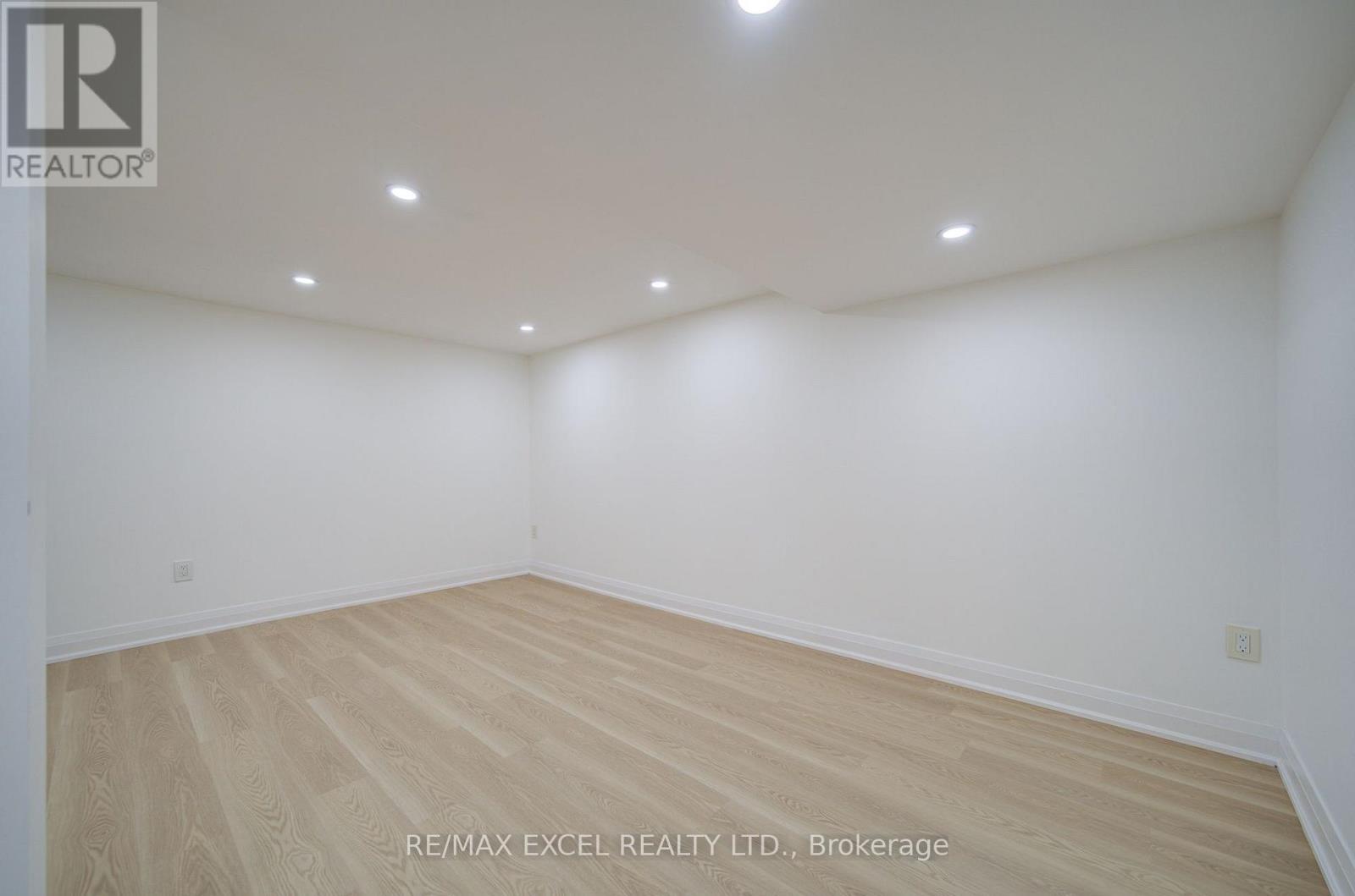 1171 Attersley Drive Property Photo 37