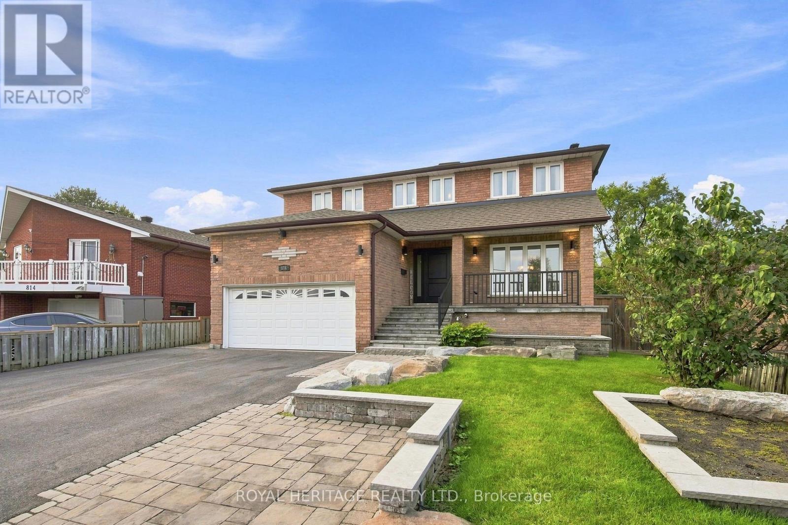 816 Sheppard Avenue Property Photo 1
