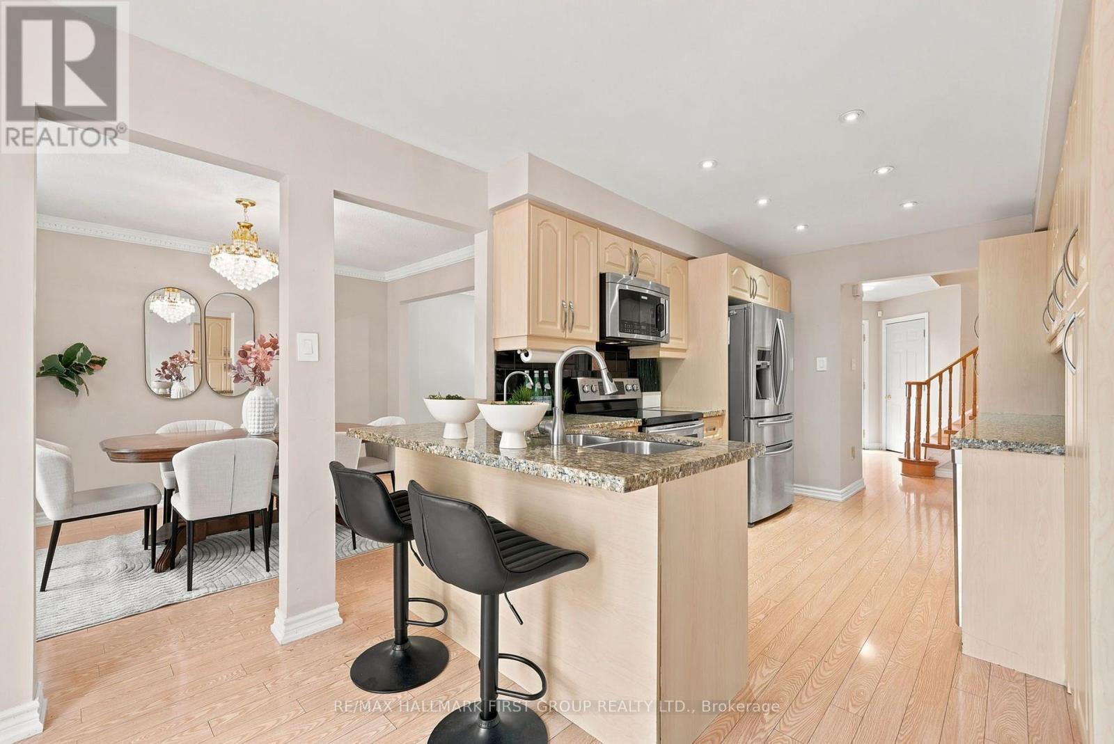 1928 New Street Property Photo 7