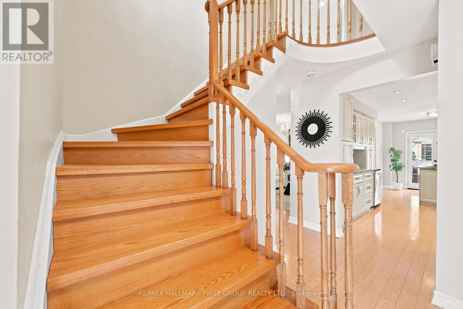 1928 New Street Property Photo 12