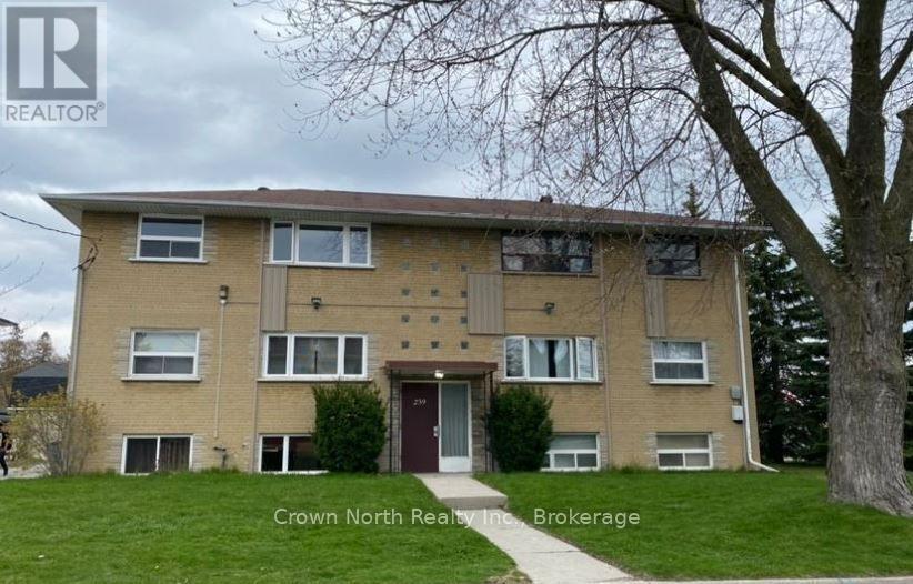 4 - 239 MONTRAVE AVENUE Property Photo 1