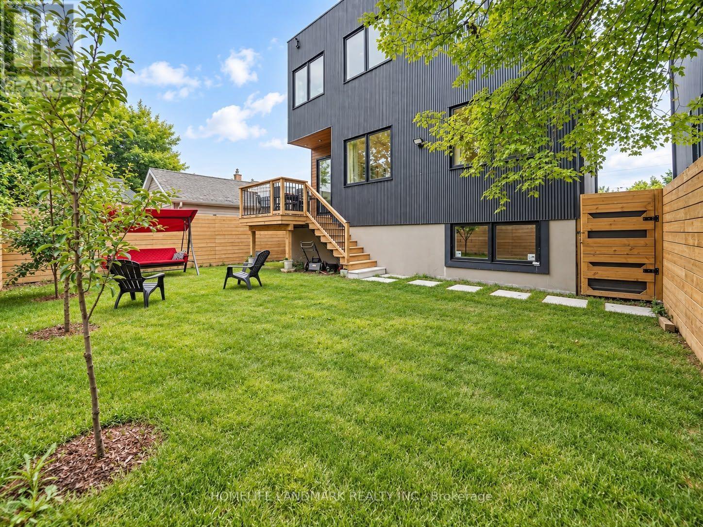 491 Drew Street Property Photo 20